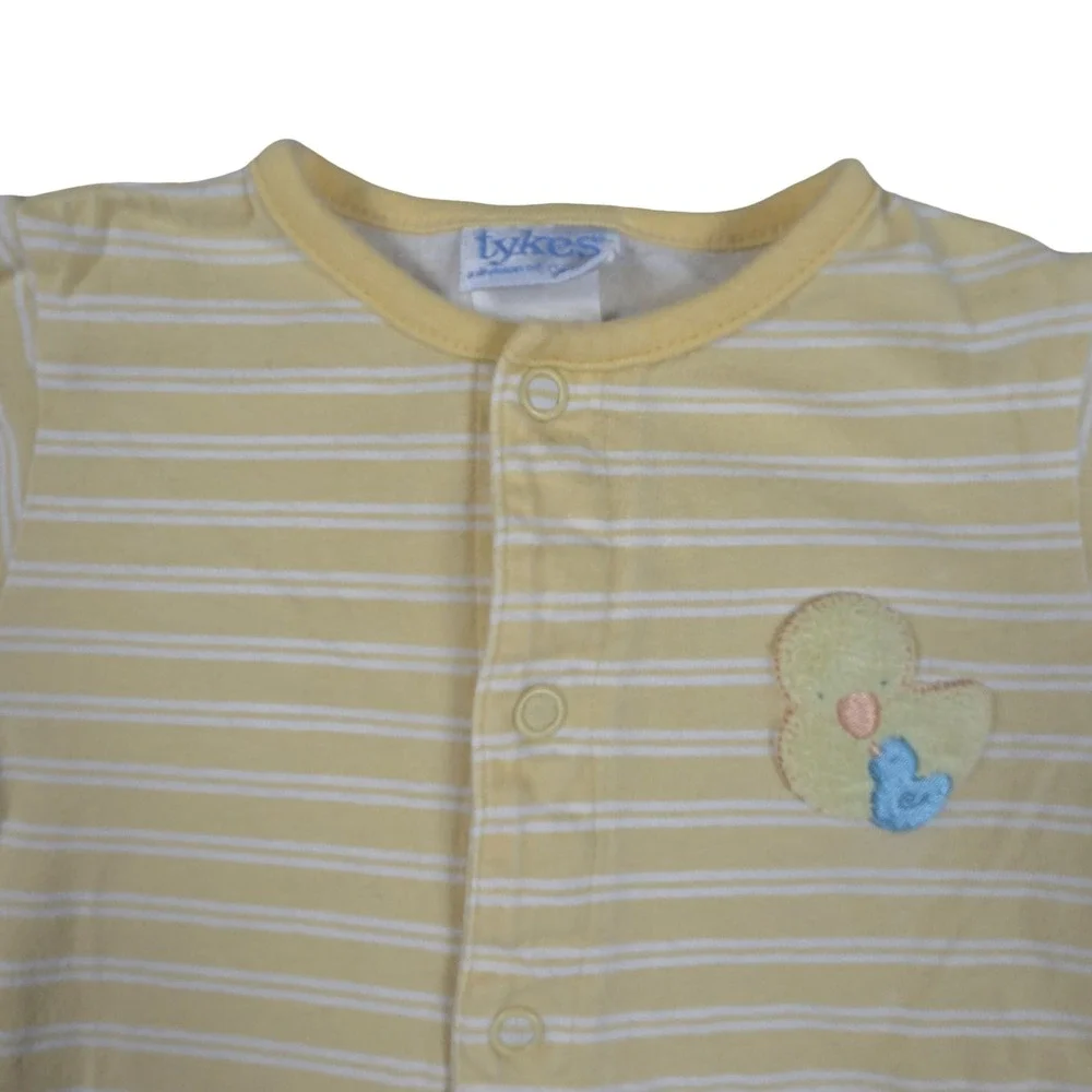 Vintage Tykes by Carters Yellow Striped Duck Footed Sleeper 6-9 Months Snaps